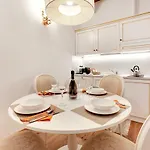 아파트 Nikki House