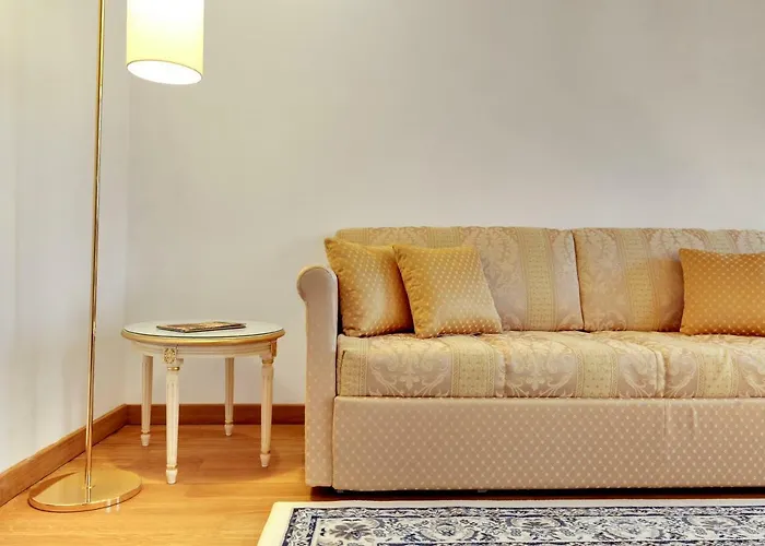 Nikki House * Venice