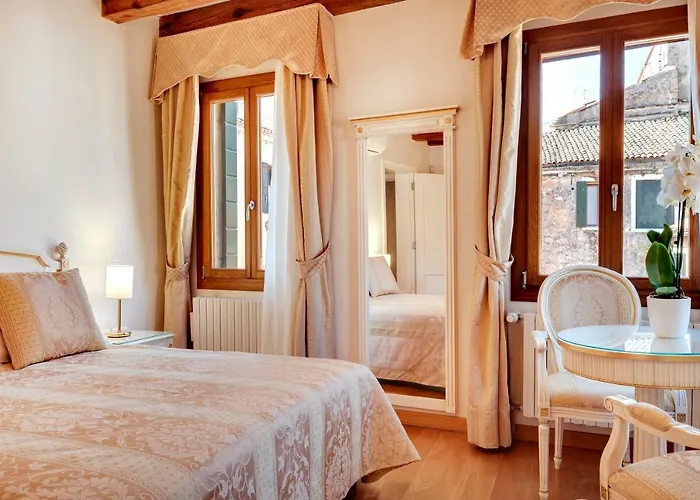 Apartment Nikki House Venice