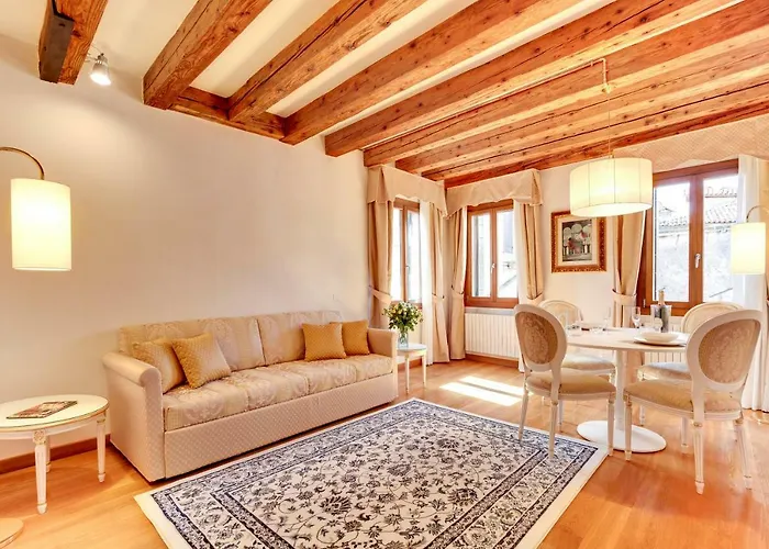 Apartment Nikki House