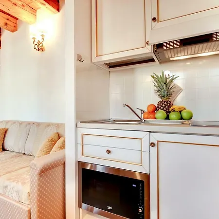 Апартаменты Nikki House Венеция