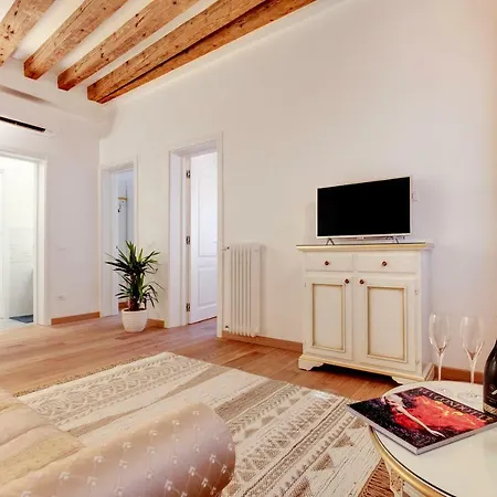 Apartment Nikki House Venice