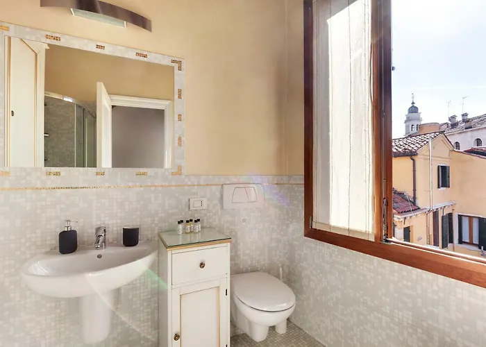 Apartment Nikki House Venice