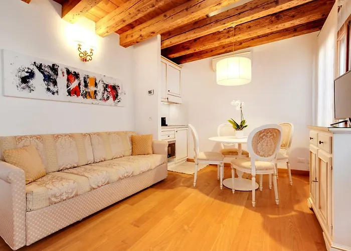 Apartamento Nikki House *